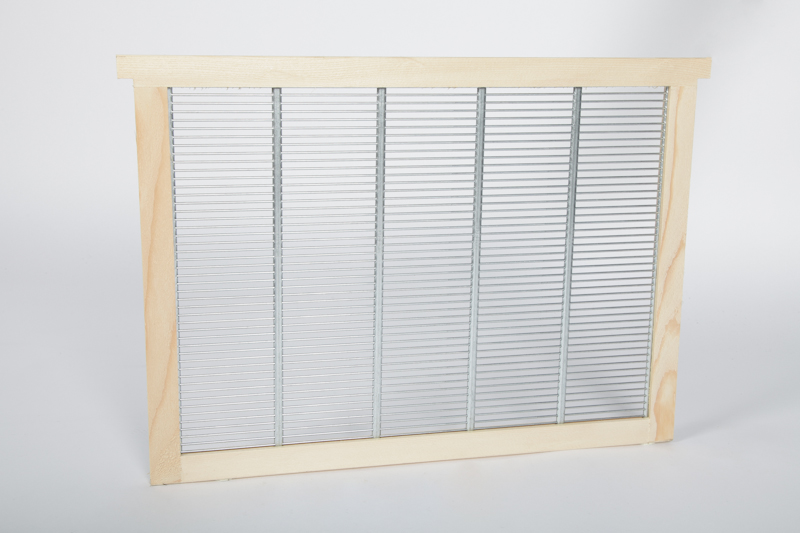 Grille à reine partition Dadant Grille à reine partition Dadant — Apistore — photo 2 sur 3