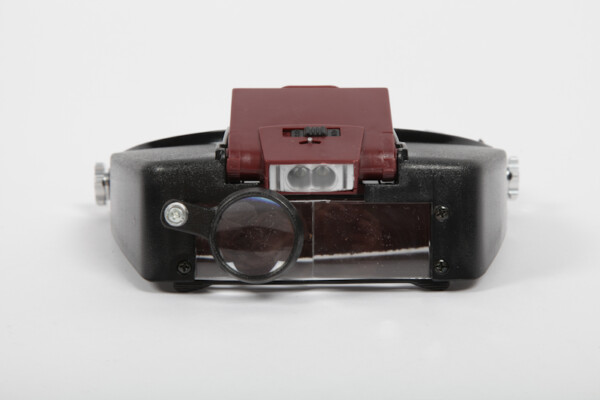 Loupe binoculaire frontale avec projecteur LED — Apistore — photo 7 sur 13