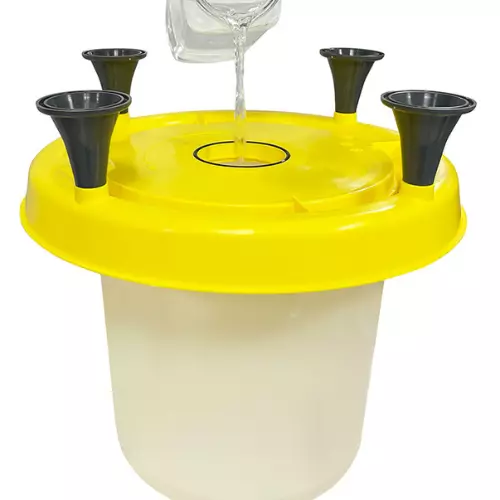 Abreuvoir pour abeilles à siphon avec poignée et pieds 10L Abreuvoir pour abeilles à siphon avec poignée et pieds 10L — Apistore — photo 5 sur 7