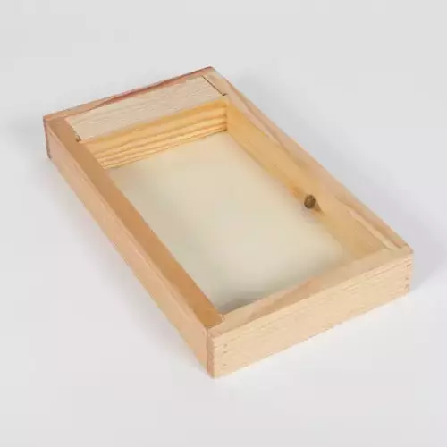 Nourrisseur Dadant 6, en pin paraffiné 4L — Apistore — photo 5 sur 6